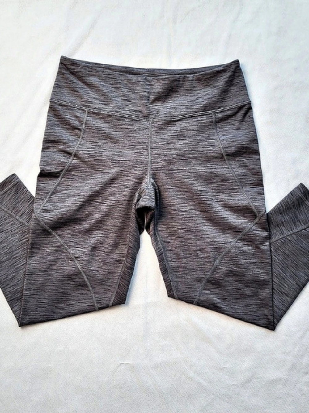 Patagonia Women's Centered Crops Gray Athletic Leggings, Size M
